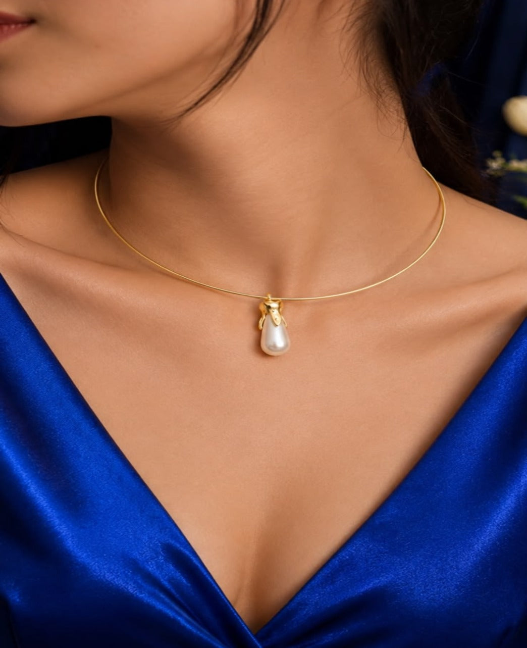 Golden Drew Pearl Torque Necklace