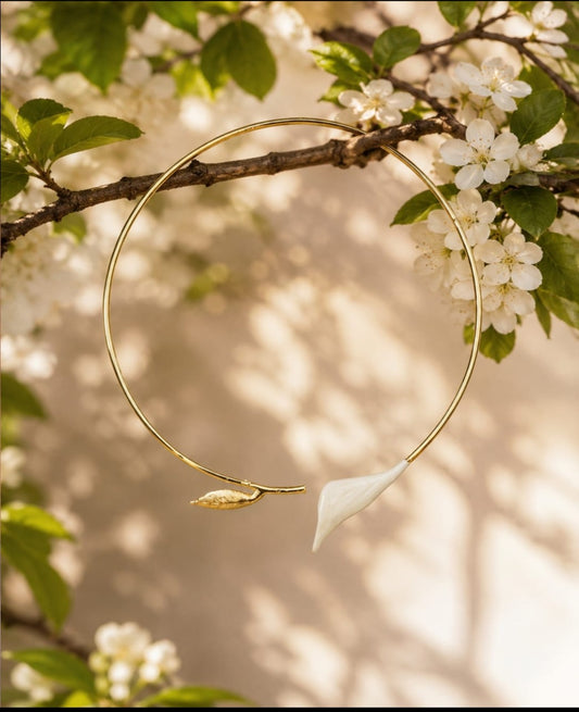 Luna Petal Choker