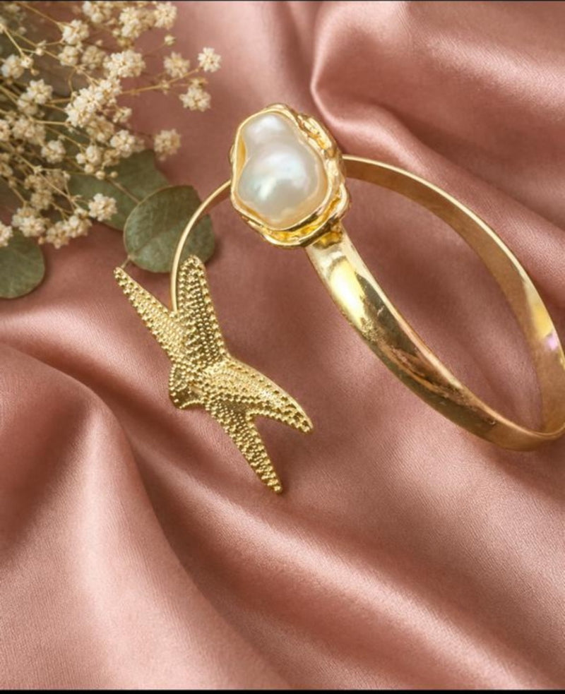 Pearl Flight Arm Cuff